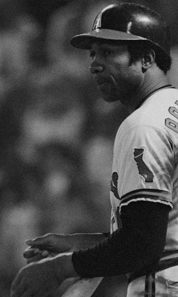 Baseball Hall of Famer Frank Robinson dies at 83
